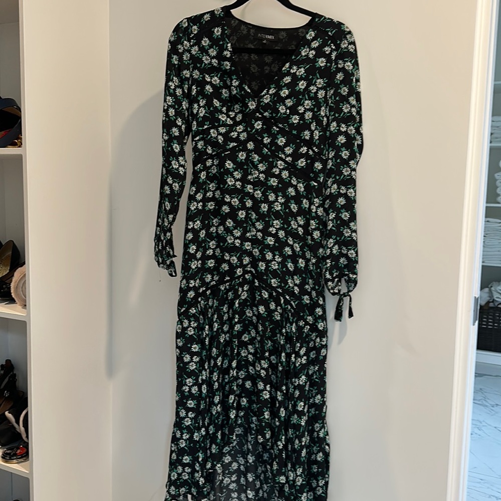 Intermix beautiful floral dress